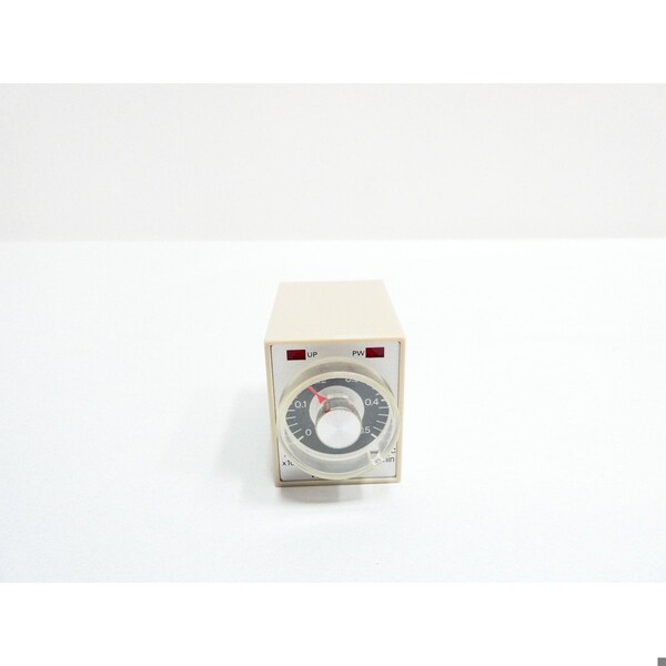 Omron 0.-5SEC/0.5-5MIN 100/110/120V-AC TIME DELAY RELAY H3M-H - main